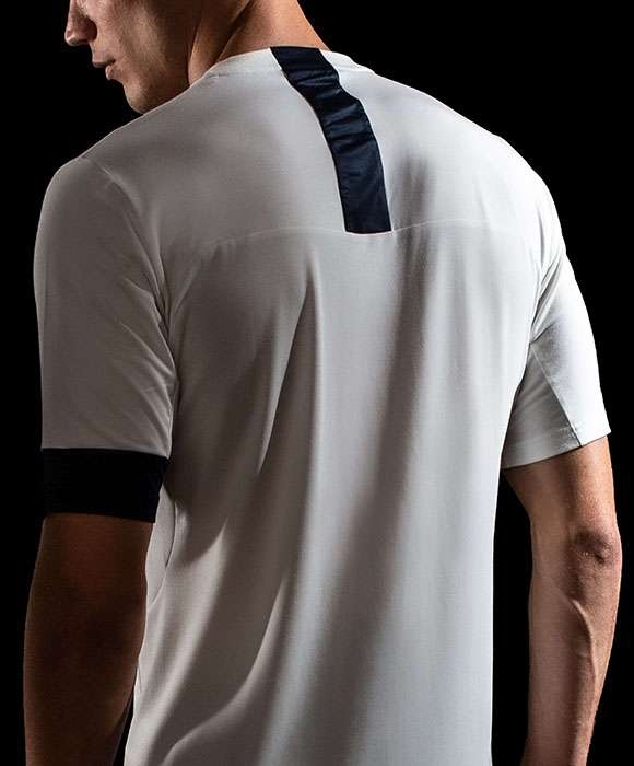 Aerth Men's Classic Tee-shirt in Lunar White colorway - Athletic and elegant