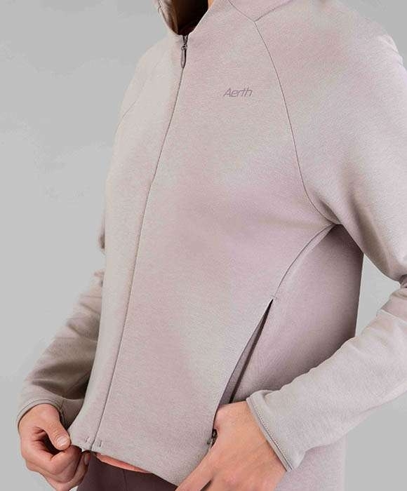 image sweatshirt femme détail poche zippée image sweatshirt femme détail poche zippée