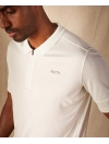 t-shirt polo close up