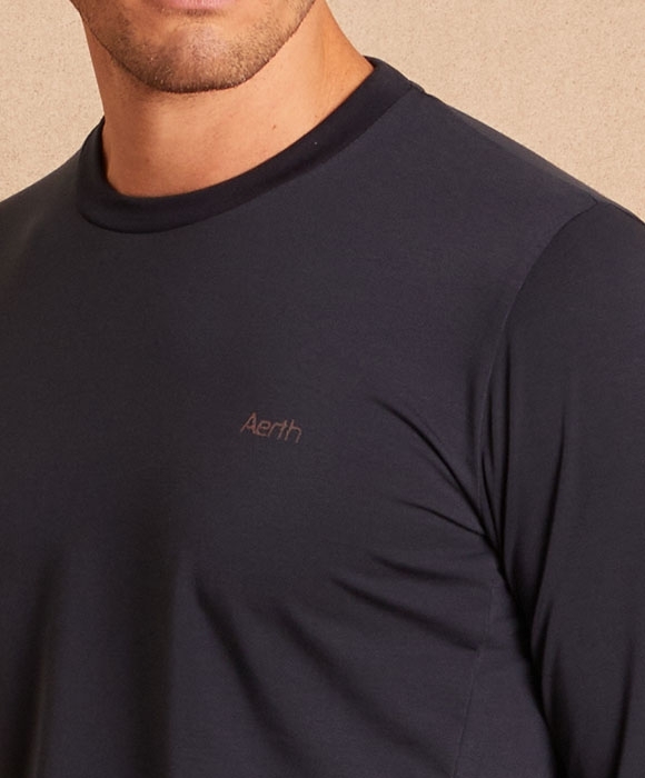 Baserun Aerth | Running T shirt with Long Sleeves for Men | zoom chest logo Baserun Aerth | Running T shirt with Long Sleeves for Men | zoom chest logo