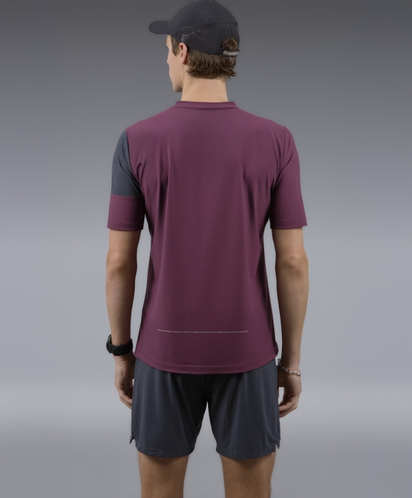 Skin Racer tee Homme haut de running manches courtes Skin Racer tee Homme haut de running manches courtes
