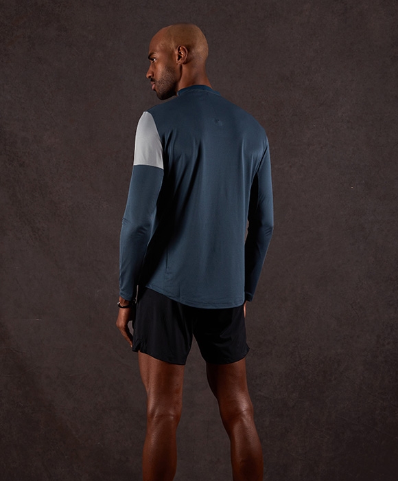 Men's Half Zip Tee-shirt Aerth Signature in colorway Sky Blood - athletic and elegant