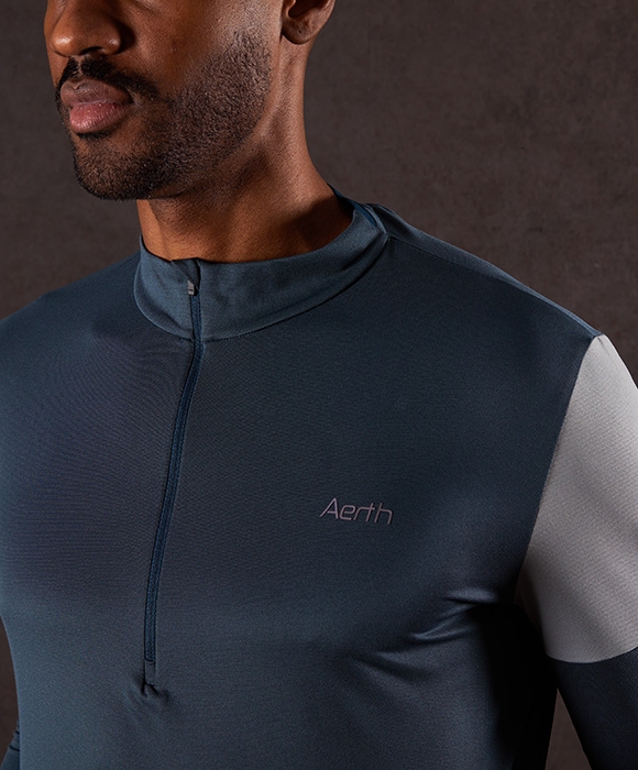 Men's Half Zip Tee-shirt Aerth Signature in colorway Sky Blood - athletic and elegant