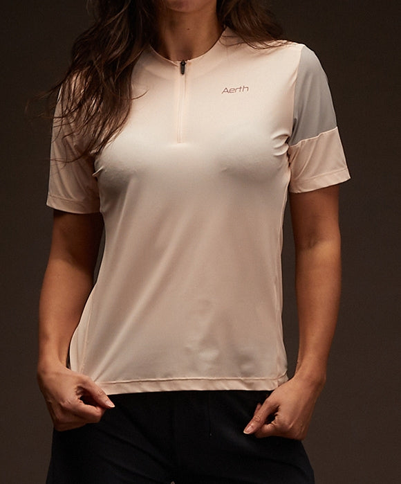 Aerth T-Shirt de running Skin Racer Tee Femme de face